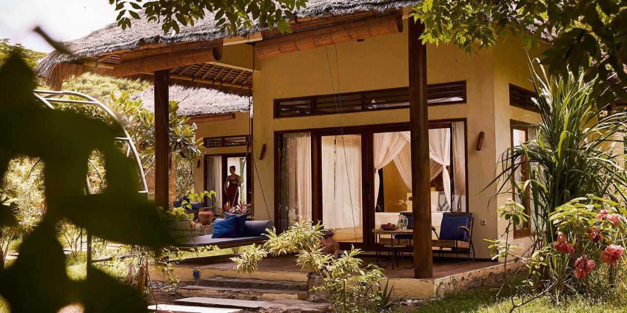 Pearl Beach Resort Gili Asahan Værelse billede